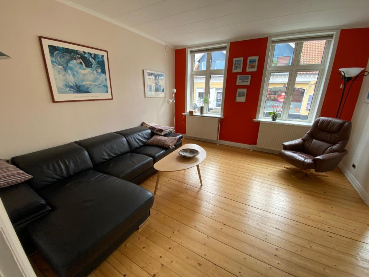 Ferienwohnung Oasen Ved Centrum Frederikshavn Exterior foto